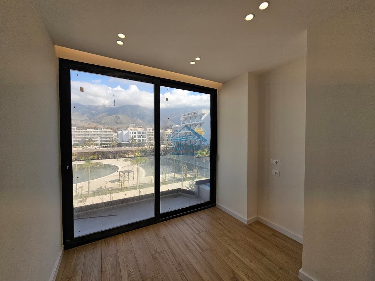 Leilighet ved stranden til salgs i Vlore, albanske rivieraen